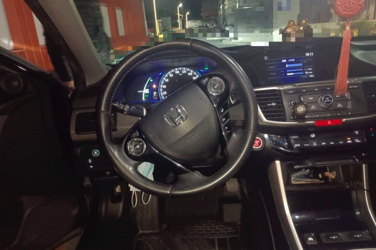 本田 雅阁 2016款 混动 2.0L 锐酷版中控内饰13