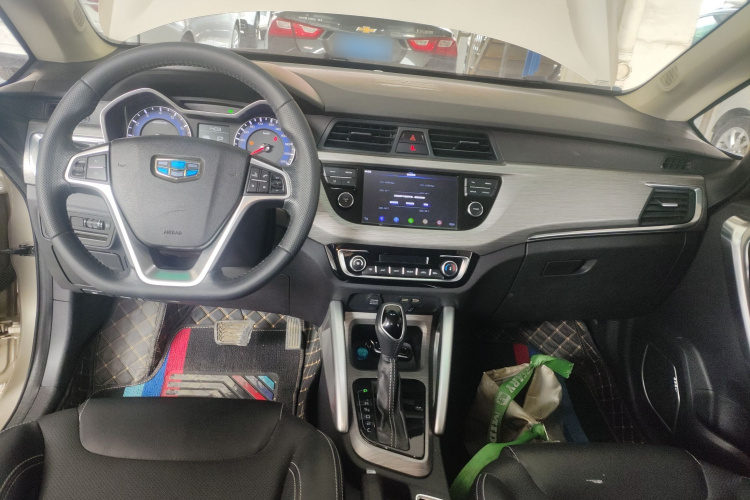 吉利汽车 远景X3 2017款 1.5L 自动尊贵型中控内饰12