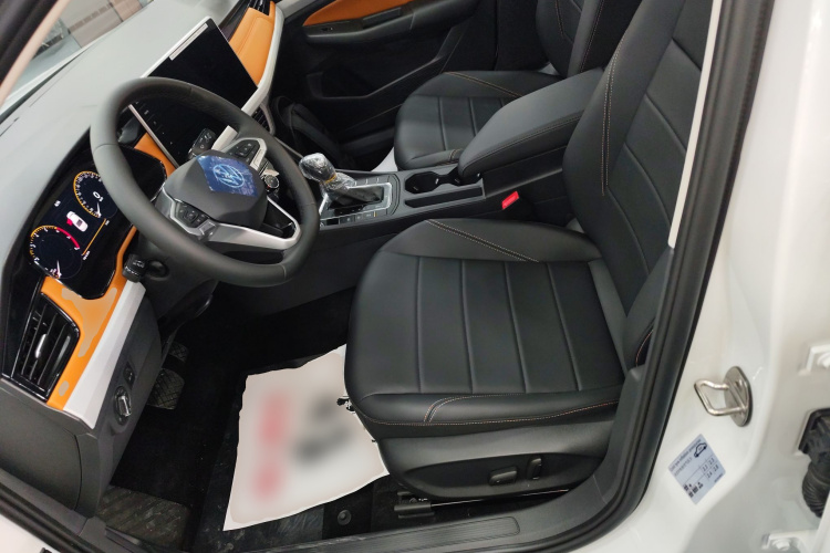 大众 宝来 2025款 改款 200TSI DSG悦行PRO版中控内饰19