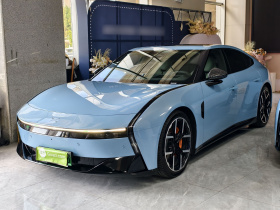 小鹏P7 2025款 702 长续航 Ultra