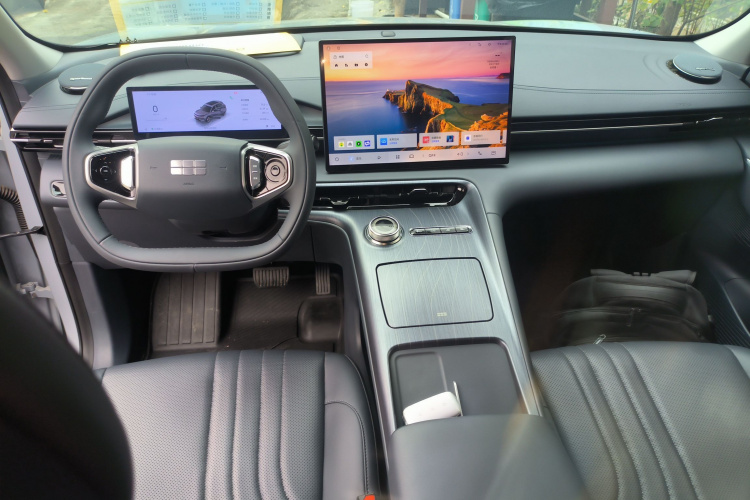 吉利银河 银河E5 2024款 530km 探索+版中控内饰12