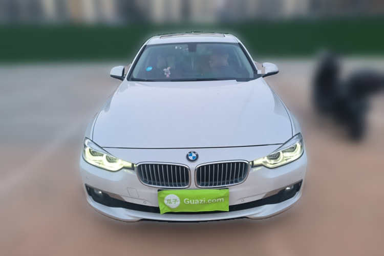 宝马3系 2018款 320Li 时尚型车身外观2