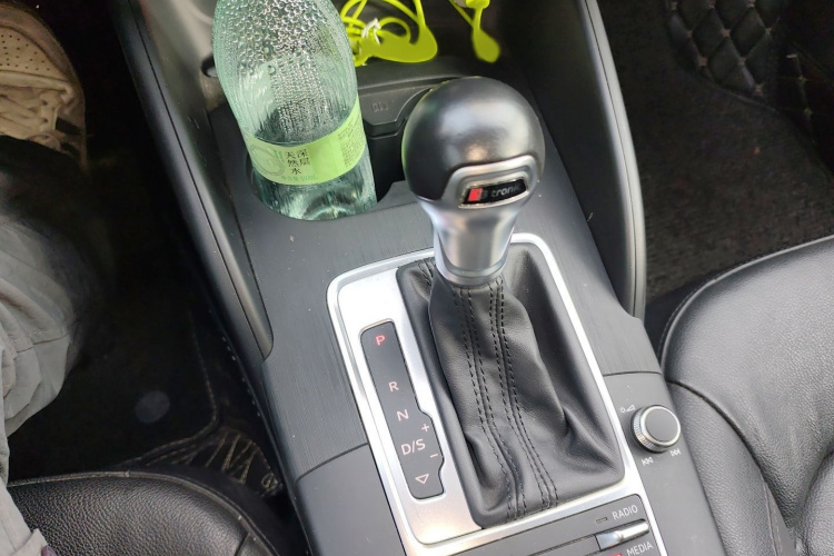 奥迪A3 2015款 Sportback 40 TFSI 自动豪华型局部细节18