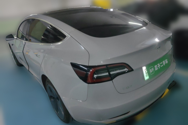 特斯拉 Model 3 2020款 改款 长续航后轮驱动版车身外观5