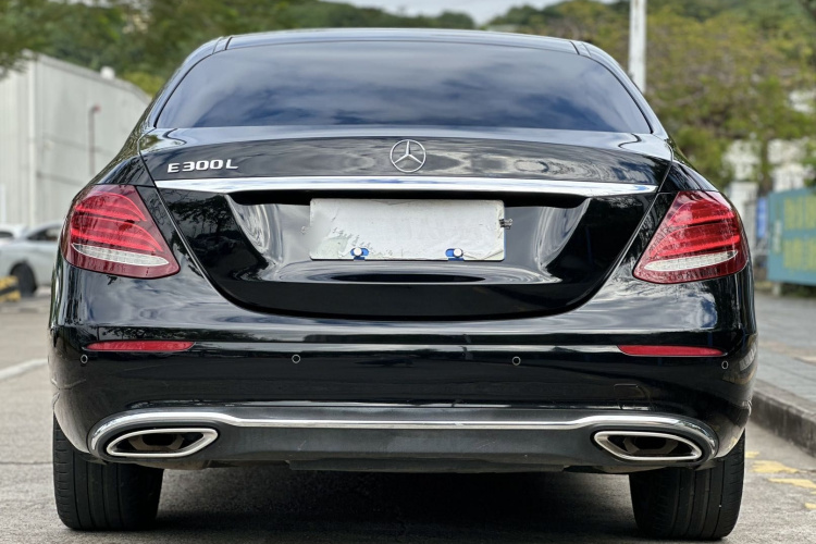 奔驰E级 2020款 改款 E 260 L车身外观6005