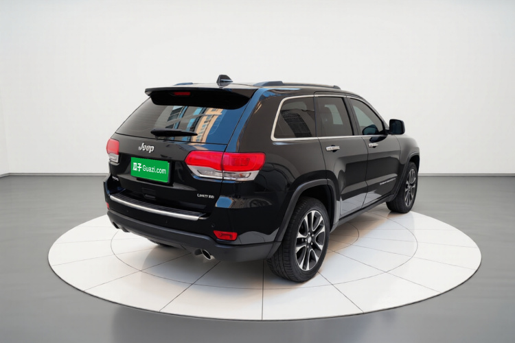 Jeep 大切诺基(进口) 2017款 3.0L 舒享导航版车身外观7