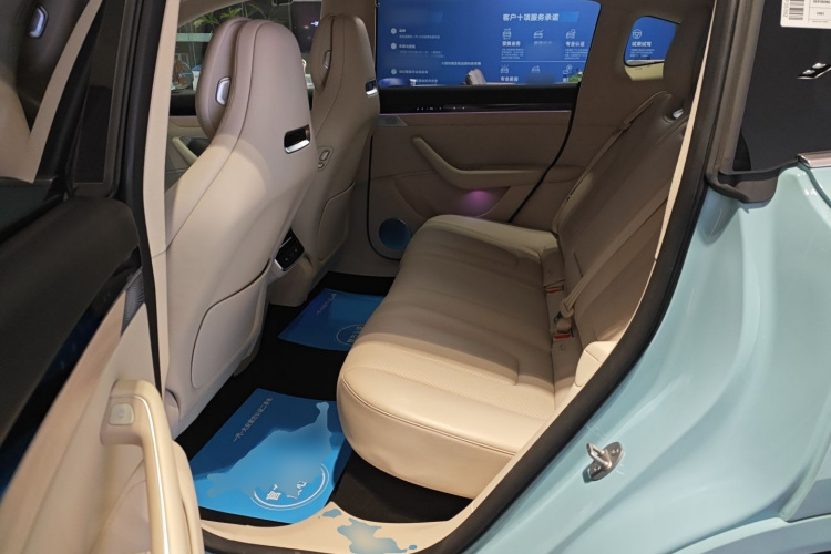 鸿蒙智行 智界R7 2024款 纯电 802km Max中控内饰21