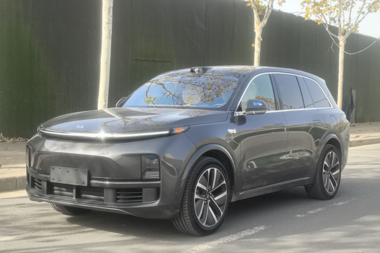 理想汽车 理想L8 2024款 Ultra车身外观6001