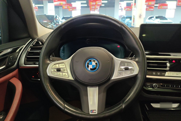 宝马iX3 2022款 改款 领先型中控内饰13