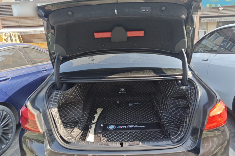 宝马5系(进口) 2020款 525i M运动套装局部细节23