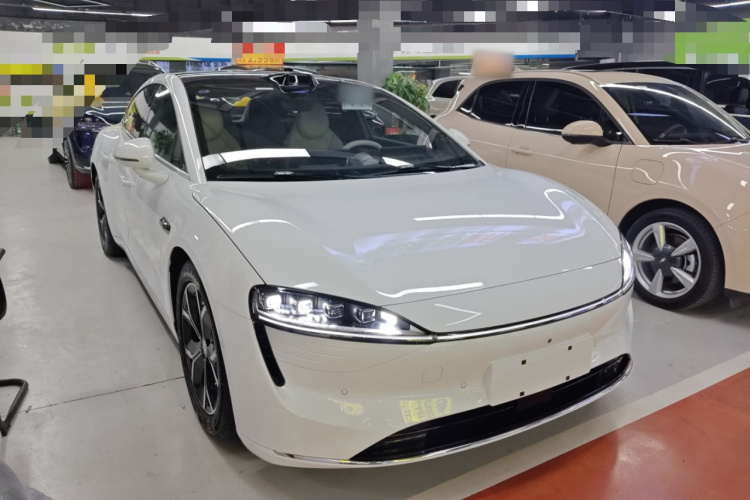 鸿蒙智行 智界S7 2024款 Max+ 后驱超航智驾版车身外观3