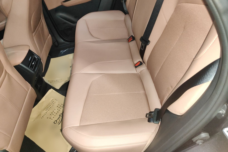 长安UNI-Z 2025款 1.5T 豪华型中控内饰21