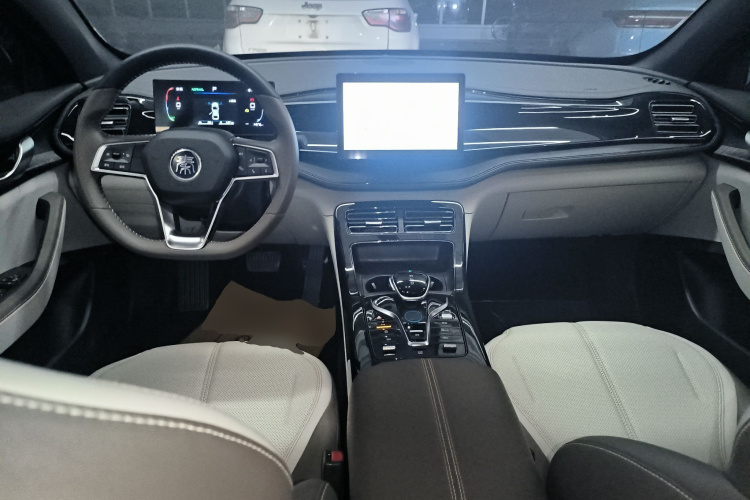 比亚迪 秦PLUS 2024款 荣耀版 DM-i 55KM领先型中控内饰12