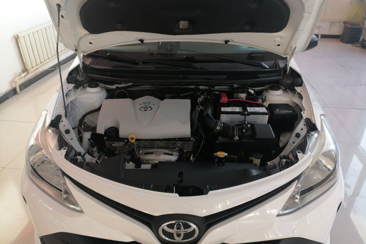 丰田 威驰 2017款 1.3L 手动前行版机舱底盘24