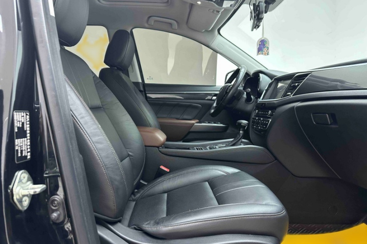 广汽传祺 传祺GS7 2017款 280T 两驱豪华型局部细节41