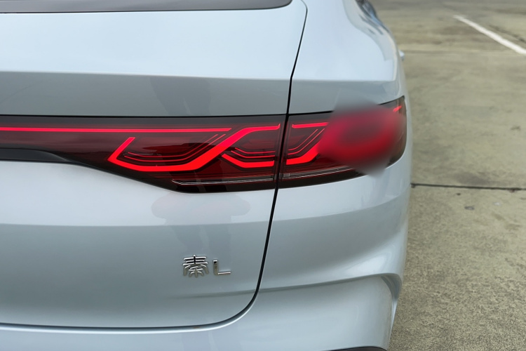 比亚迪 秦L 2024款 DM-i 120KM领先型车身外观6005