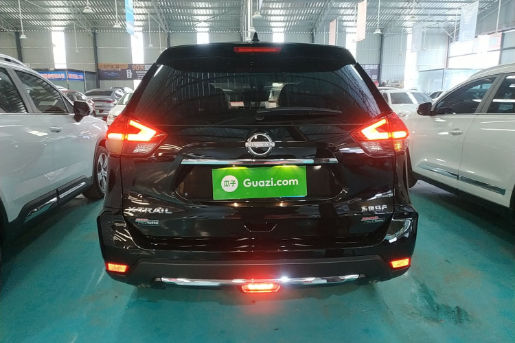 日产 奇骏 2025款 荣誉 2.0L 两驱真心版车身外观6004