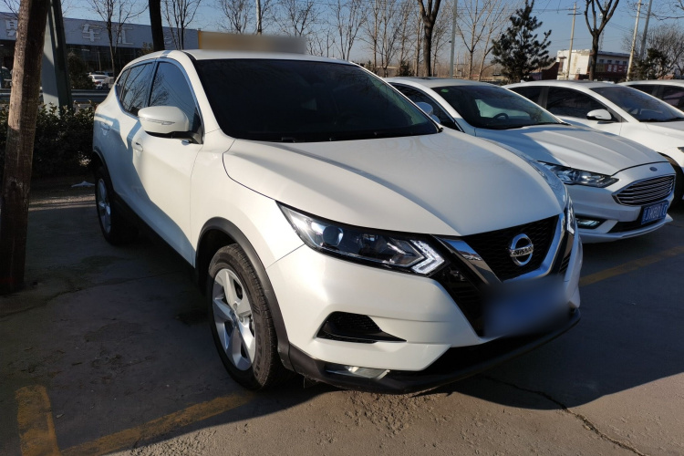 日产 逍客 2022款 2.0L CVT XV智享版车身外观3