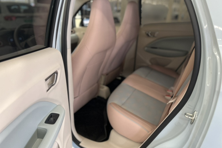 零跑汽车 零跑T03 2024款 310舒享版中控内饰7002