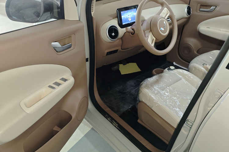 五菱汽车 宏光MINIEV 2025款 四门版 进阶款中控内饰20