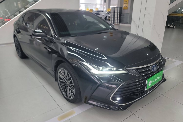 丰田 亚洲龙 2023款 双擎 2.5L 进取版车身外观3