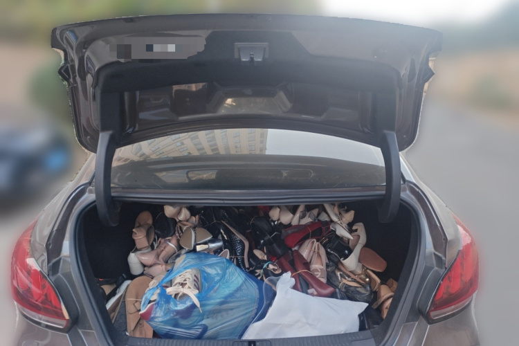 名爵 MG5 2021款 180DVVT CVT青春豪华版中控内饰23