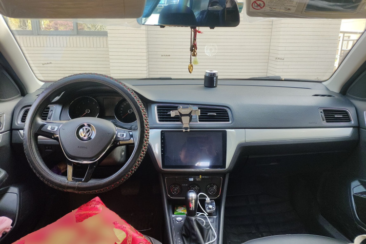 大众 朗行 2017款 180TSI DSG舒适版中控内饰7002