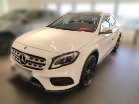 奔驰GLA 2019款 GLA 200 时尚型