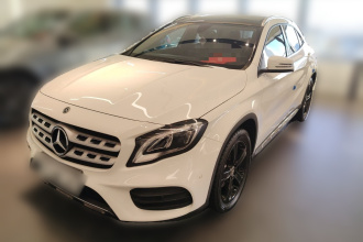 奔驰GLA 2019款 GLA 200 时尚型