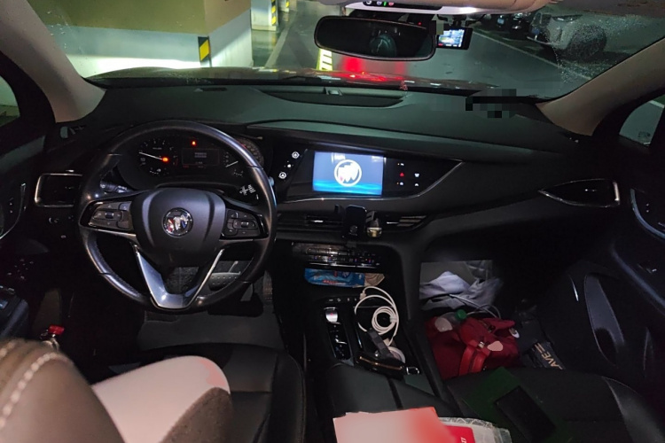 别克 昂科旗 2020款 28T 两驱尊贵型中控内饰7002