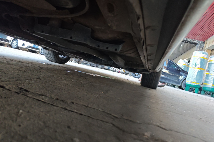 丰田 卡罗拉 2012款 炫装版 1.8L CVT GL-i局部细节9002