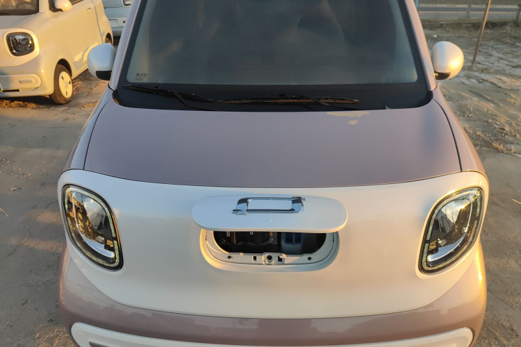 奔腾小马 2026款 222km 闪耀马机舱底盘24