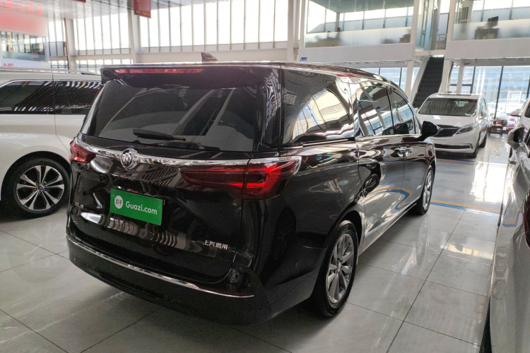 别克GL8 2022款 Avenir艾维亚 六座贤礼版车身外观7