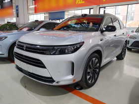 鸿蒙智行 问界M7 2024款 1.5T 智驾四驱Max版 5座