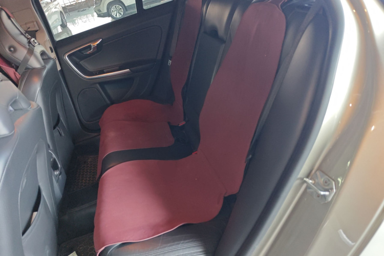 沃尔沃V60 2014款 T5 智逸版中控内饰21