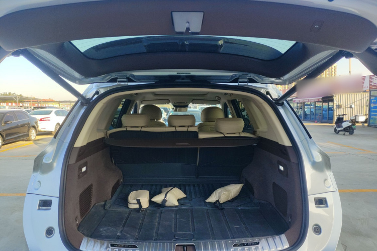 鸿蒙智行 问界M7 2024款 1.5T 智驾四驱Max版 5座机舱底盘23