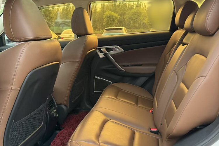 吉利汽车 博越 2016款 1.8TD 自动四驱智尊型中控内饰7003