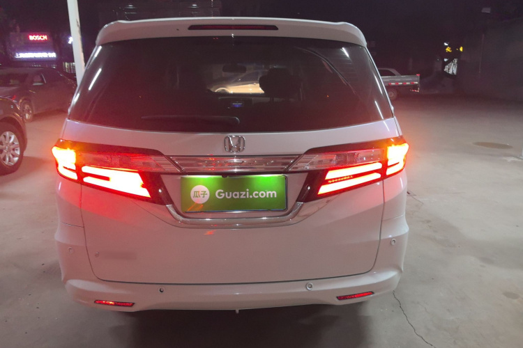 本田 奥德赛 2015款 改款 2.4L 豪华版车身外观6