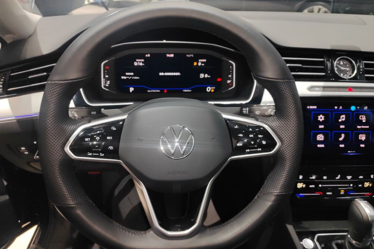 大众 迈腾 2023款 200万辆纪念版 330TSI DSG豪华型中控内饰13