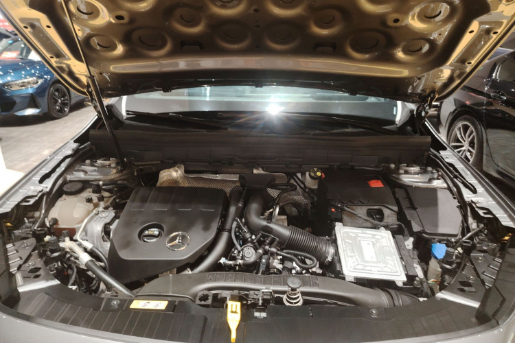 奔驰GLB 2023款 GLB 200 动感型局部细节24