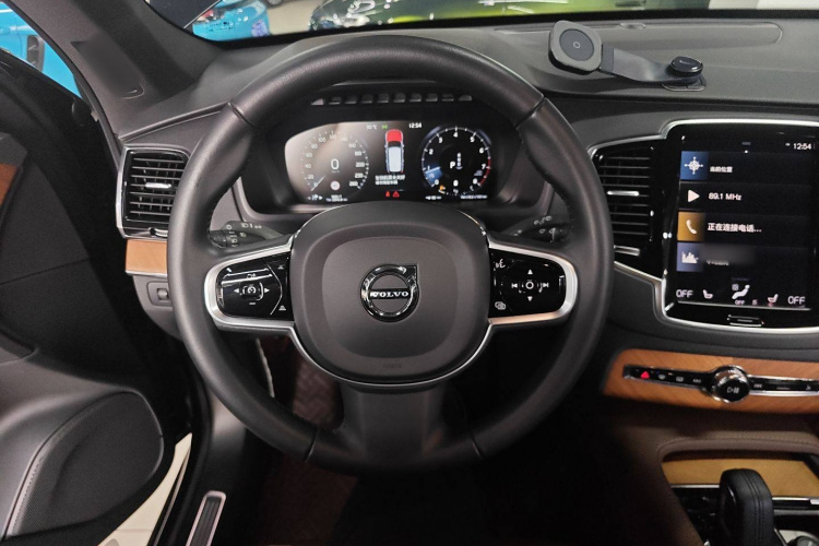 沃尔沃XC90 2021款 B6 智逸豪华版 7座中控内饰13