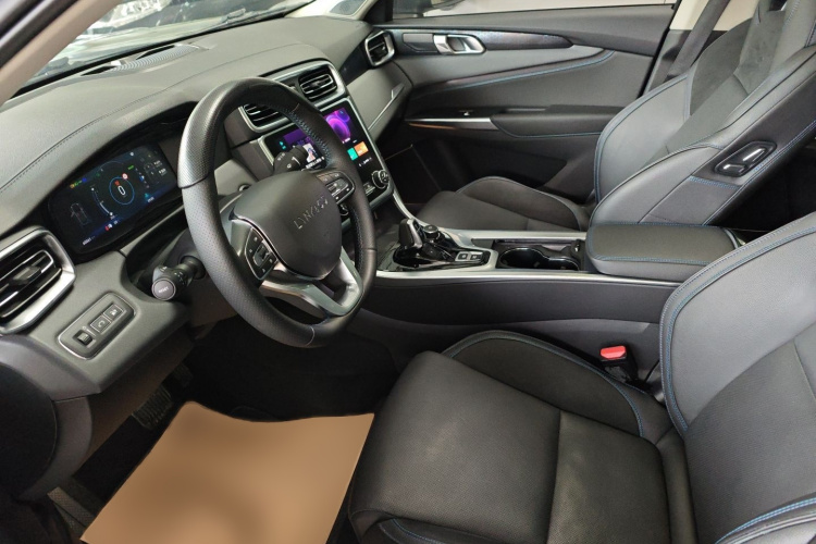 领克01 EM-P 2019款 1.5T PHEV 劲Pro 国VI局部细节19