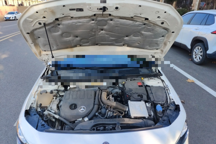 奔驰A级 2020款 A 200 L 运动轿车局部细节24