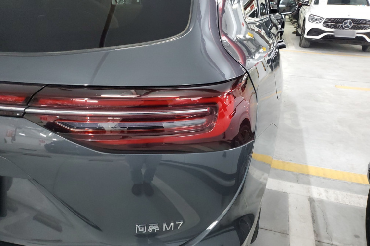 鸿蒙智行 问界M7 2024款 1.5T 智驾四驱Max版 6座车身外观6006