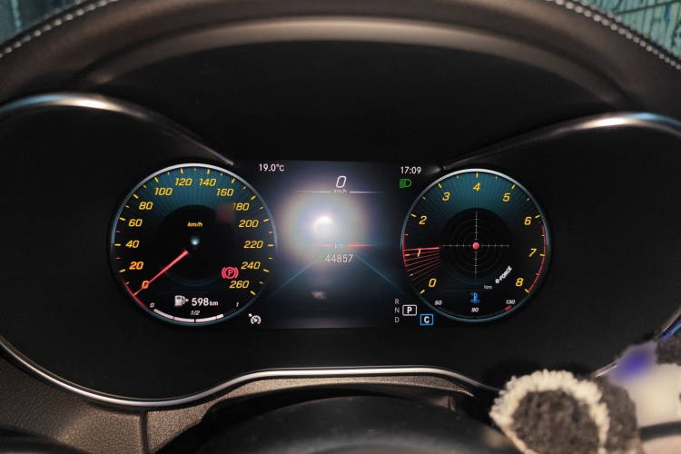 奔驰C级 2021款 C 200 L 时尚型运动版局部细节14