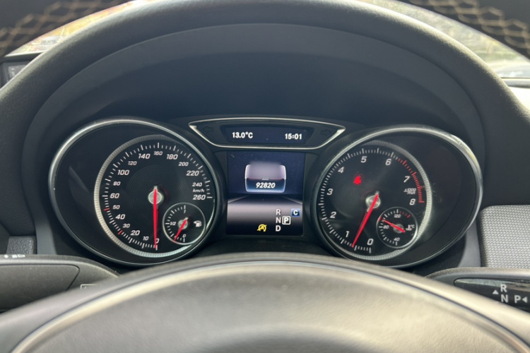 奔驰CLA 2016款 改款 CLA 200 动感型局部细节14