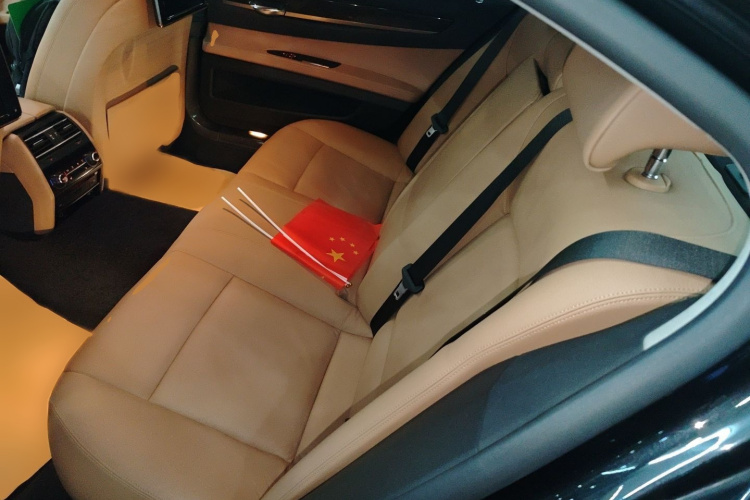 宝马7系 2014款 730Li 臻享型中控内饰7003