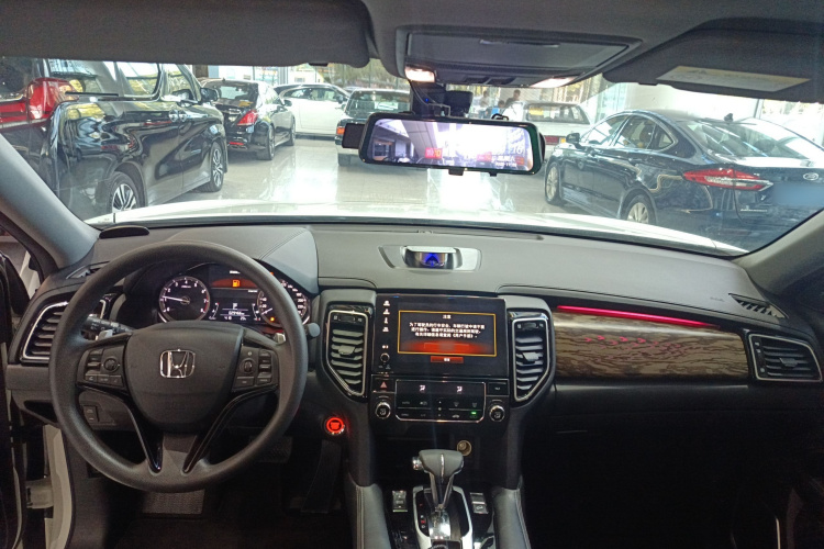 本田UR-V 2020款 240TURBO 两驱致悦版中控内饰12