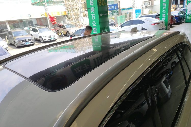 吉利汽车 星越L 2021款 2.0TD DCT EVO两驱尊贵型局部细节57