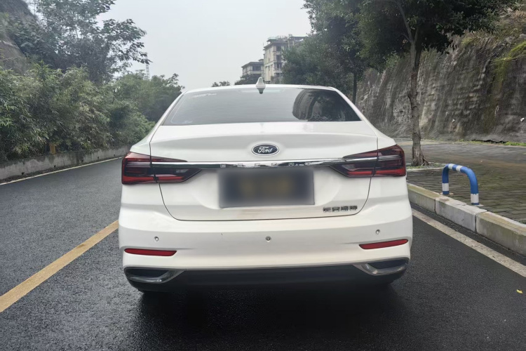 福特 福睿斯 2021款 1.5L 自动钻石版车身外观6005